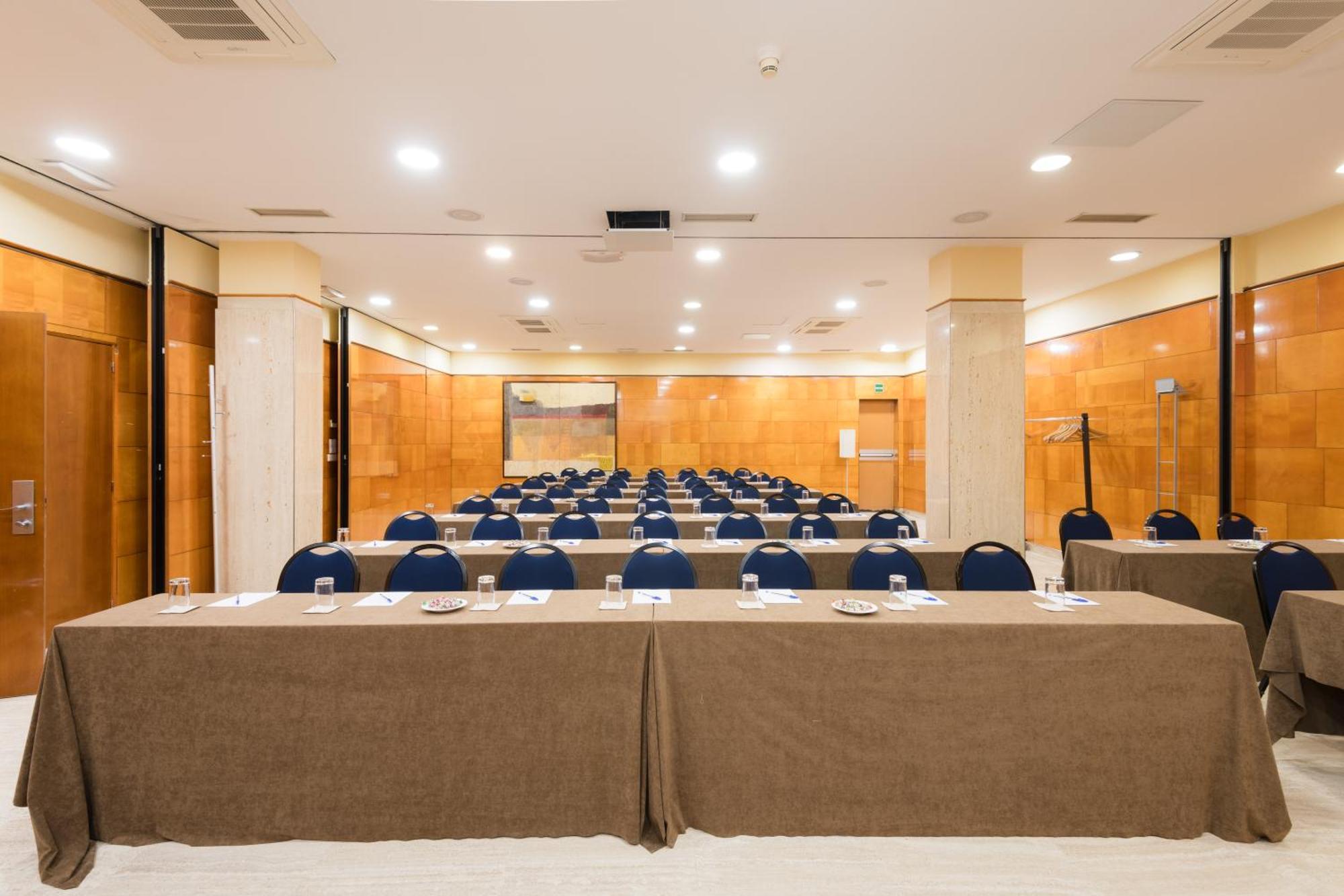 Nh Ciudad De 4* Valladolid